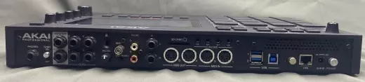 Store Special Product - Akai - MPC LIVE II